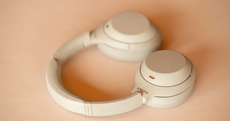 When Your Test Suite Lies: Debugging False Failures in Refactored Code